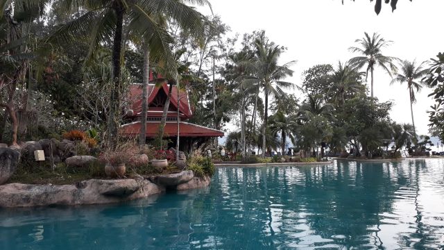 Thailand-Phuket-Thavorn-Beach-Hotel