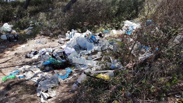 Müll auf Chalkidiki